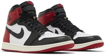 Foto do produto Tênis Air Jordan 1 Retro High Black Toe Reimagined