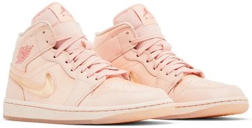 Foto do produto Tênis Air Jordan 1 Mid Patent Valentine's Day