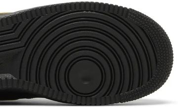 Foto do produto Tênis Nike Air Force 1 '07 Black University Gold