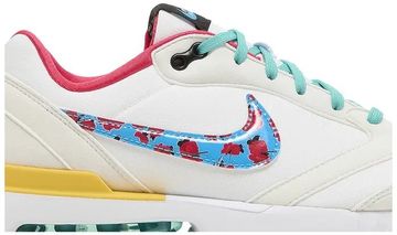 Foto do produto Tênis Nike Air Max Dawn Floral Swoosh