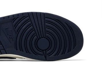 Foto do produto Tênis Air Jordan 1 Retro Low OG Obsidian UNC