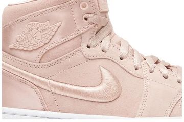 Foto do produto Tênis  Air Jordan 1 Retro High Season of Her: Sunset Tint