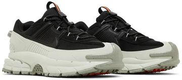 Foto do produto Tênis Nike Air Zoom Vomero Roam Black Light Silver
