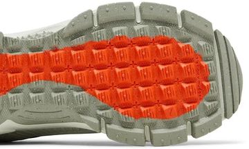 Foto do produto Tênis Nike Air Zoom Vomero Roam Black Light Silver