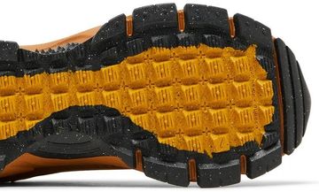 Foto do produto Tênis Nike Air Zoom Vomero Roam Flax