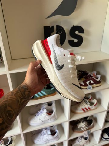 Foto do produto Tênis Nike ZoomX Invincible Run Flyknit 3 White Bright Crimson (PRONTA ENTREGA)