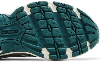 Foto do produto Tênis New Balance 740 v2 White Marsh Green