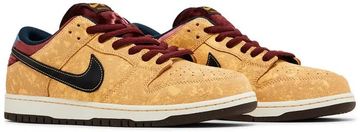 Foto do produto Tênis Nike Dunk Low SB City of Cinema