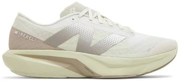 Foto do produto Tênis New Balance FuelCell Rebel v4 Linen Lichen Green