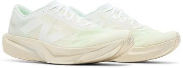 Foto do produto Tênis New Balance FuelCell Rebel v4 White Linen
