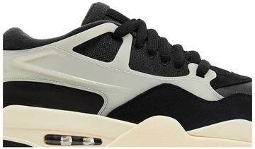 Foto do produto Tênis Air Jordan 4 RM Black Sail