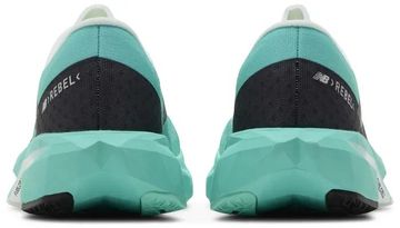 Foto do produto Tênis New Balance FuelCell Rebel v4 Cyber Jade