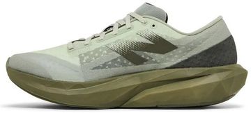 Foto do produto Tênis New Balance FuelCell Rebel v4 Olivine Dark Camo