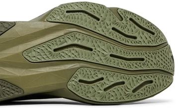 Foto do produto Tênis New Balance FuelCell Rebel v4 Olivine Dark Camo