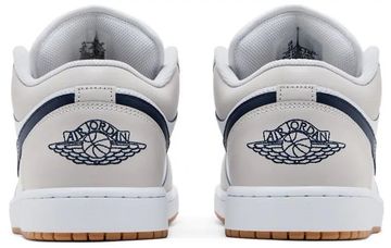 Foto do produto Tênis Wmns  Air Jordan 1 Low Georgetown