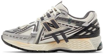 Foto do produto Tênis New Balance 1906A Silver Gold Metallic