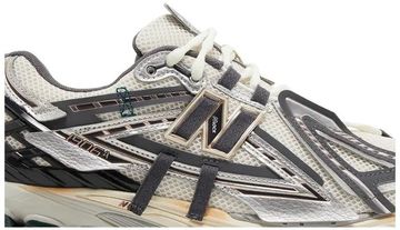 Foto do produto Tênis New Balance 1906A Silver Gold Metallic