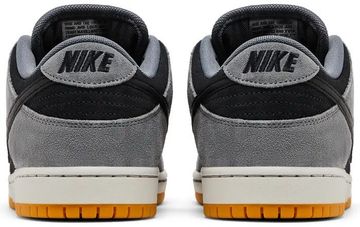 Foto do produto Tênis Nike Dunk Low SB Dark Smoke Grey