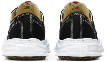 Foto do produto Tênis Maison Mihara Yasuhiro Hank OG Sole Canvas Low Black White