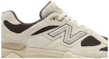 Foto do produto Tênis New Balance Sydney McLaughlin-Levrone x 9060 Linen Black Coffee