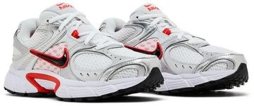 Foto do produto Tênis Nike V5 RNR White Black Picante Red