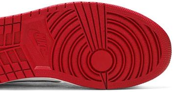Foto do produto Tênis Air Jordan 1 Retro Low OG Chicago 2016