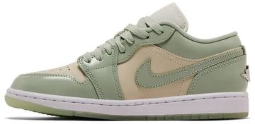 Foto do produto Tênis Air Jordan 1 Low SE Seafoam Sail