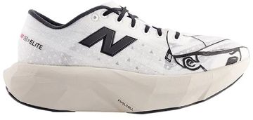 Foto do produto Tênis New Balance PaperBoy Paris x FuelCell SuperComp Elite v4 137