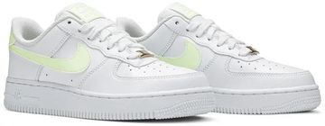 Foto do produto Tênis Nike Air Force 1 Low Barely Volt