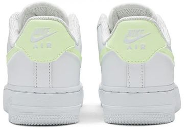 Foto do produto Tênis Nike Air Force 1 Low Barely Volt