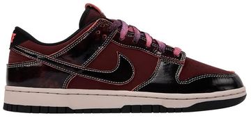 Foto do produto Tênis Nike Dunk Low SE Panda Monium Pack - Team Red
