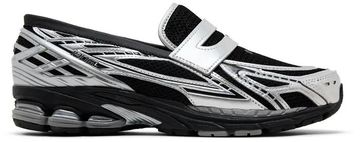 Foto do produto Tênis New Balance 1906L Silver Metallic Black