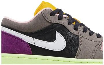 Foto do produto Tênis Air Jordan 1 Low Tokyo Bio Hack