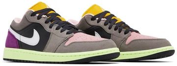 Foto do produto Tênis Air Jordan 1 Low Tokyo Bio Hack