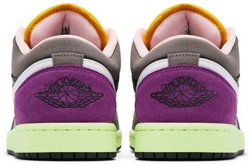 Foto do produto Tênis Air Jordan 1 Low Tokyo Bio Hack
