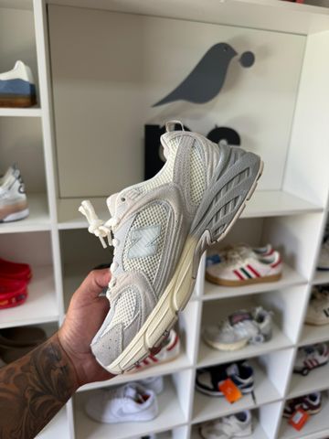 Foto do produto Tênis New Balance 530 Moonbeam Raw Cashew (PRONTA ENTREGA)