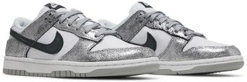 Foto do produto Tênis Nike Dunk Low Golden Gals