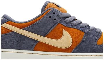 Foto do produto Tênis Nike Dunk Low SB Light Carbon Monarch