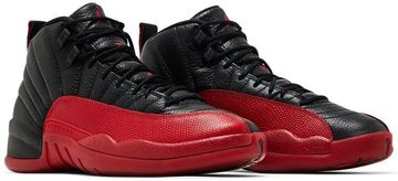 Foto do produto Tênis Air Jordan 12 Retro Flu Game 2025