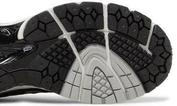 Foto do produto Tênis New Balance 860 v2 Silver Black
