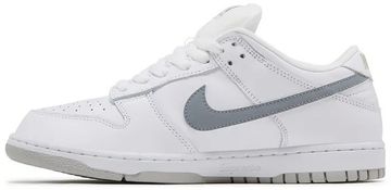 Foto do produto Tênis Nike Supreme x Nike Dunk Low SB White Metallic Silver