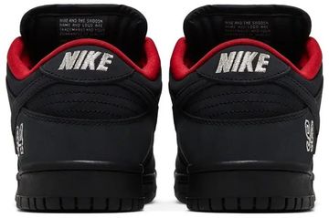 Foto do produto Tênis Nike Supreme x Nike Dunk Low SB Black
