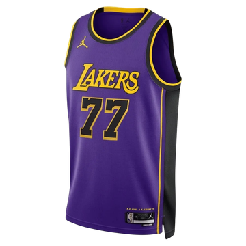 Foto do produto Regata NBA Los Angeles Lakers Statement Edition Swingman Jersey Luka Doncic 77 Roxa