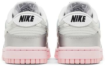 Foto do produto Tênis Nike Dunk Low LX Photon Dust Pink Foam
