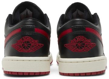 Foto do produto Tênis Air Jordan 1 Low Bred Sail