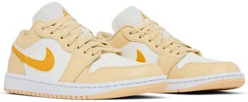 Foto do produto Tênis Air Jordan 1 Low Sail Yellow Ochre