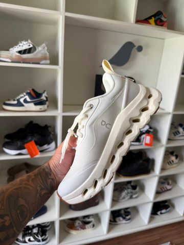 Foto do produto Tênis Loewe x Cloudtilt 2 Cream (PRONTA ENTREGA)