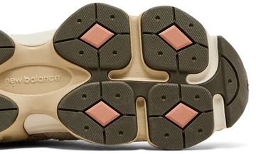 Foto do produto Tênis New Balance 9060 Craftwork Pack Light Sparrow