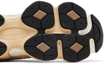 Foto do produto Tênis New Balance 9060 Emerging Brown