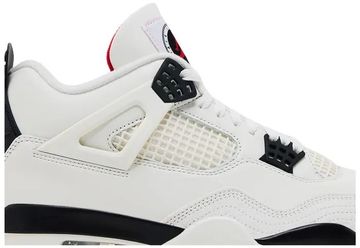 Foto do produto Tênis Air Jordan 4 Retro Flight Club